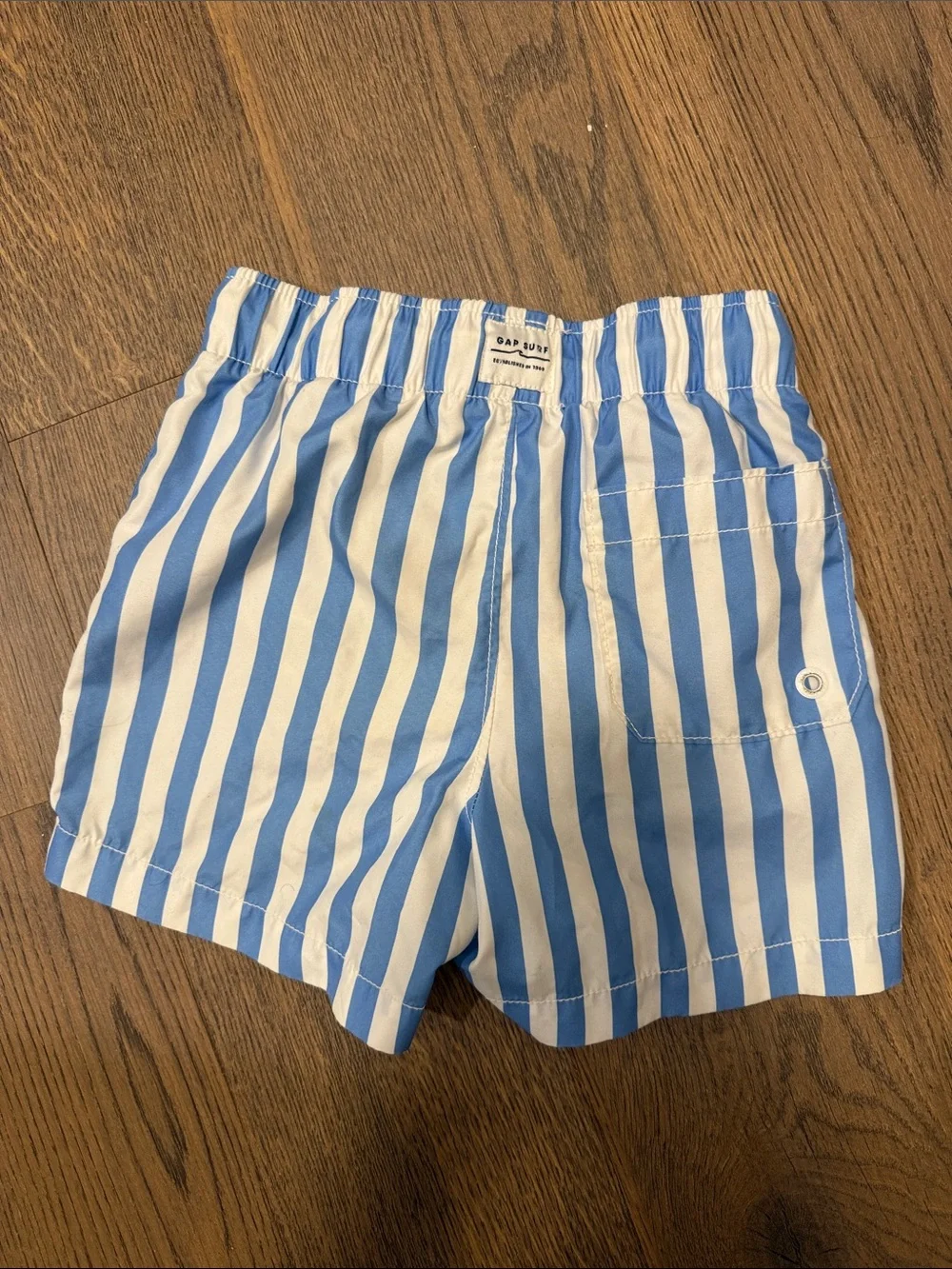 GAP Kids boys swim bundle size S 6/7